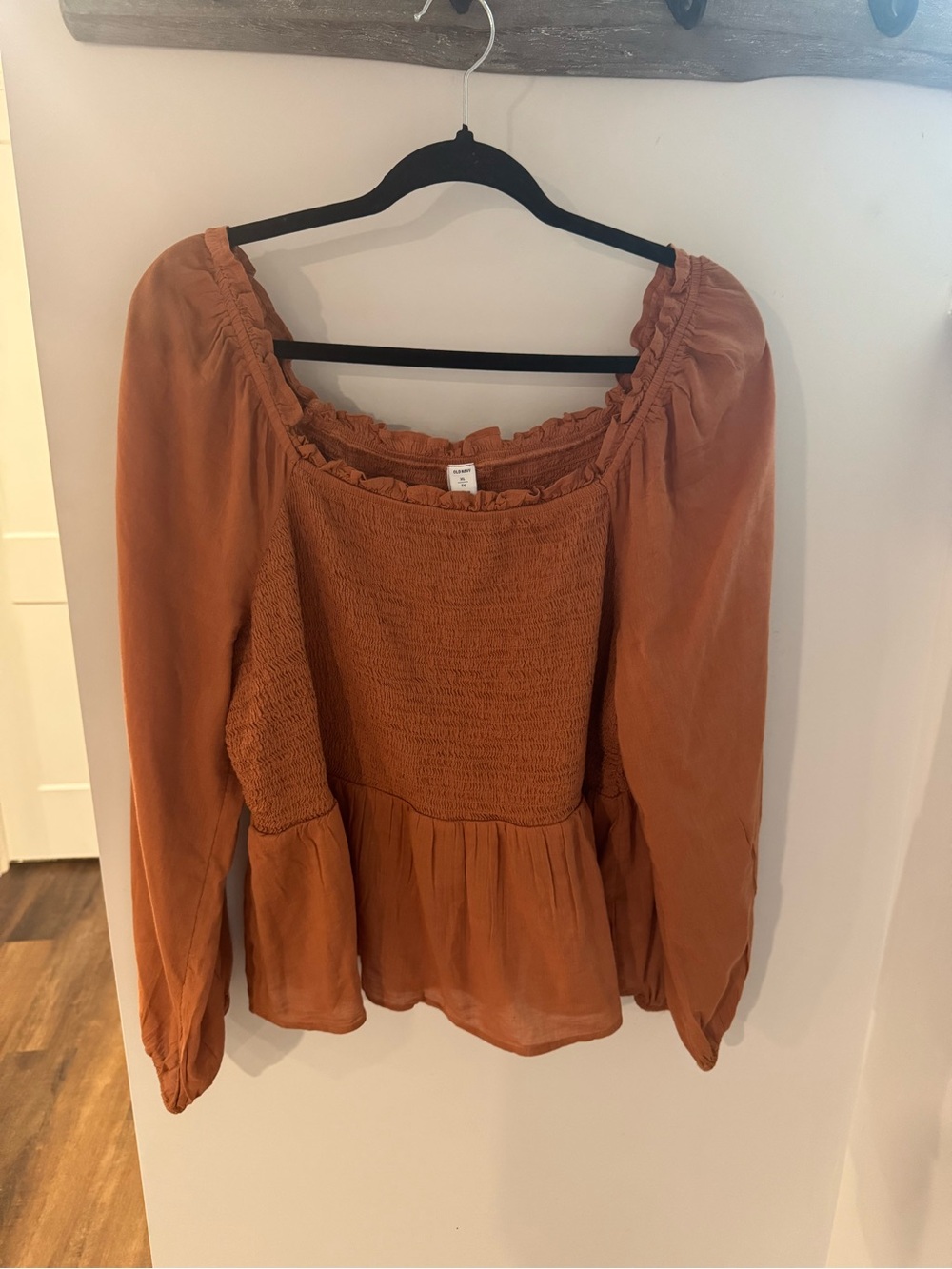 Rust Long-Sleeve Smocked Peplum Women's Top